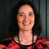 Suzanne Dobbinson, PhD Senior Research Fellow Centre for Behavioural Research in Cancer Behavioural Science Division Australia