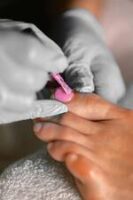 toenail_pexels-andreamostiphotography-17056220_1