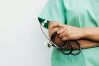 how-to-become-travel-nurse