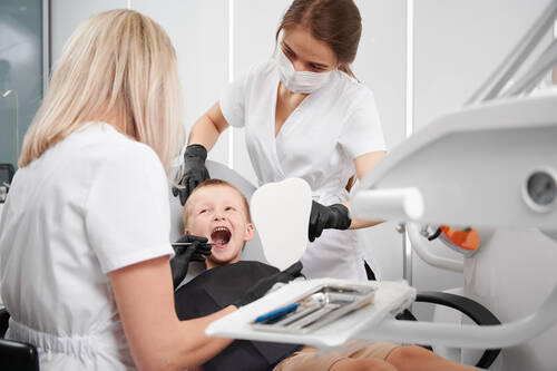 family-dentistry-free-pix.jpg
