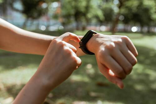 women's-health-trackers.jpg