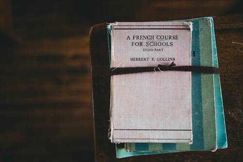 Where to Learn Mesmerism: Options and Examples