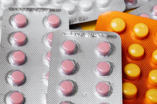 pharmaceutical-company-overseas-pexels