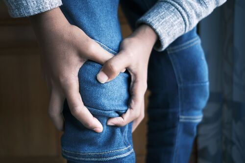 Photo by Towfiqu barbhuiya: https://www.pexels.com/photo/person-holding-their-knee-11969599/