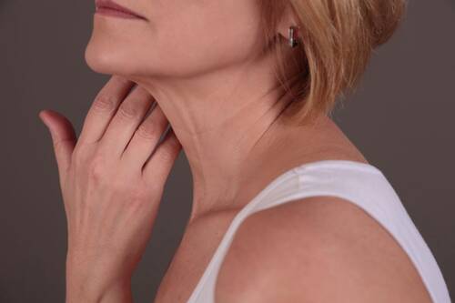 neck-aging-faster-than-face.jpg