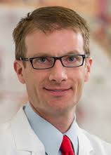 David E. Gerber, MD Associate Professor Division of Hematology-Oncology Associate Director for Clinical Research Co-Leader, Experimental Therapeutics Program Co-Director, Lung Disease Oriented Team Harold C. Simmons Cancer Center University of Texas Southwestern Medical Center Dallas, TX