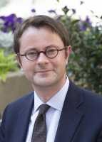 Professor Tyler VanderWeele Ph.D John L. Loeb and Frances Lehman Loeb Professor of Epidemiology Harvard University