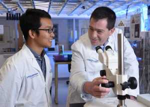(l-r) Dr. Zhenhua Shao and Dr. Daniel Rosenbaum