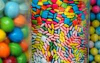 "Candy Candy (copy)" by Loving Earth is licensed under CC BY-NC-SA 2.0. To view a copy of this license, visit: https://creativecommons.org/licenses/by-nc-sa/2.0