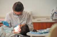 "Dental assisting April 2013-1" by University of the Fraser Valley is licensed under CC BY 2.0
